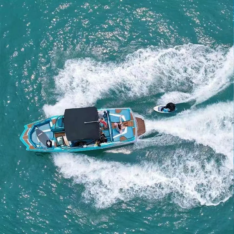 24ft sörfe özgü tekne
